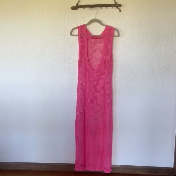 Pink crochet coverup - Picture 5 of 5